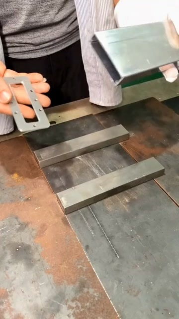 薄板金屬加工在五金建材與門窗行業中的應用與工藝革新